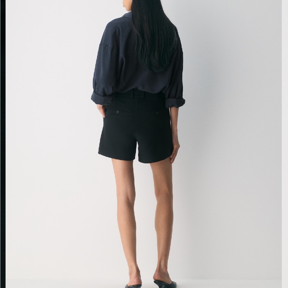 NWOT Aritzia High Waist Black Shorts - Picture 6 of 11